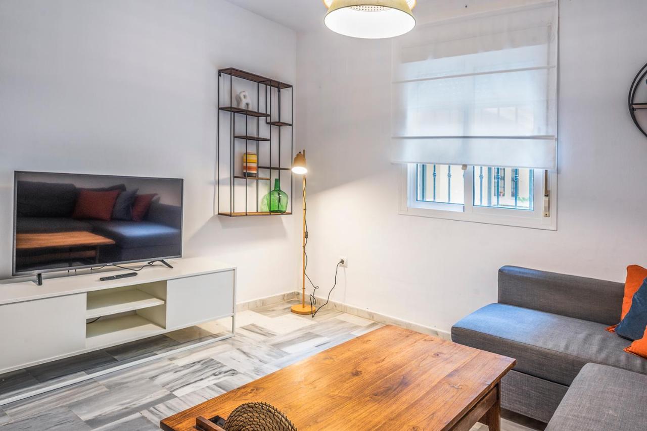 Flipanddo Triana Apartment เซบีญา ภายนอก รูปภาพ