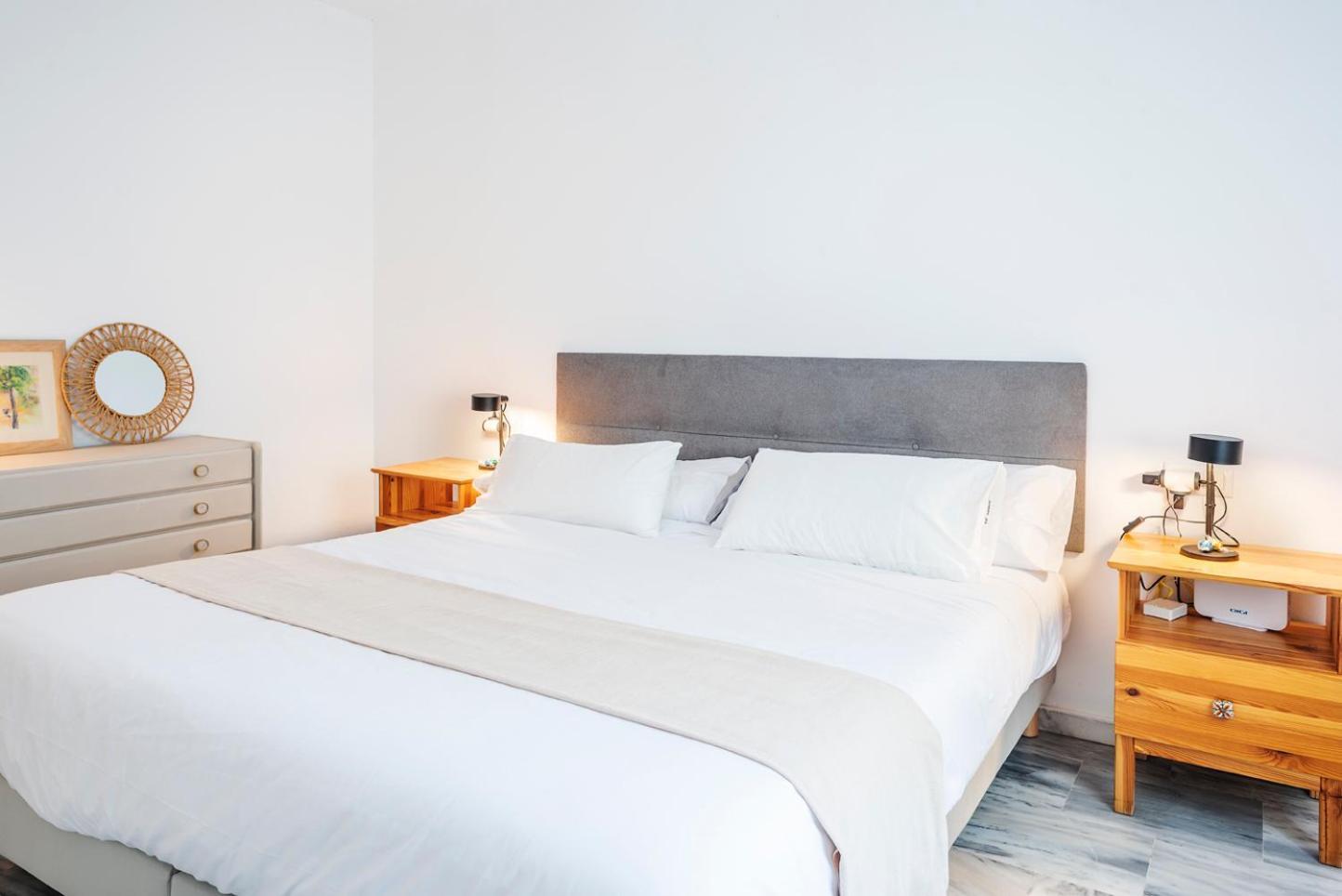 Flipanddo Triana Apartment เซบีญา ภายนอก รูปภาพ